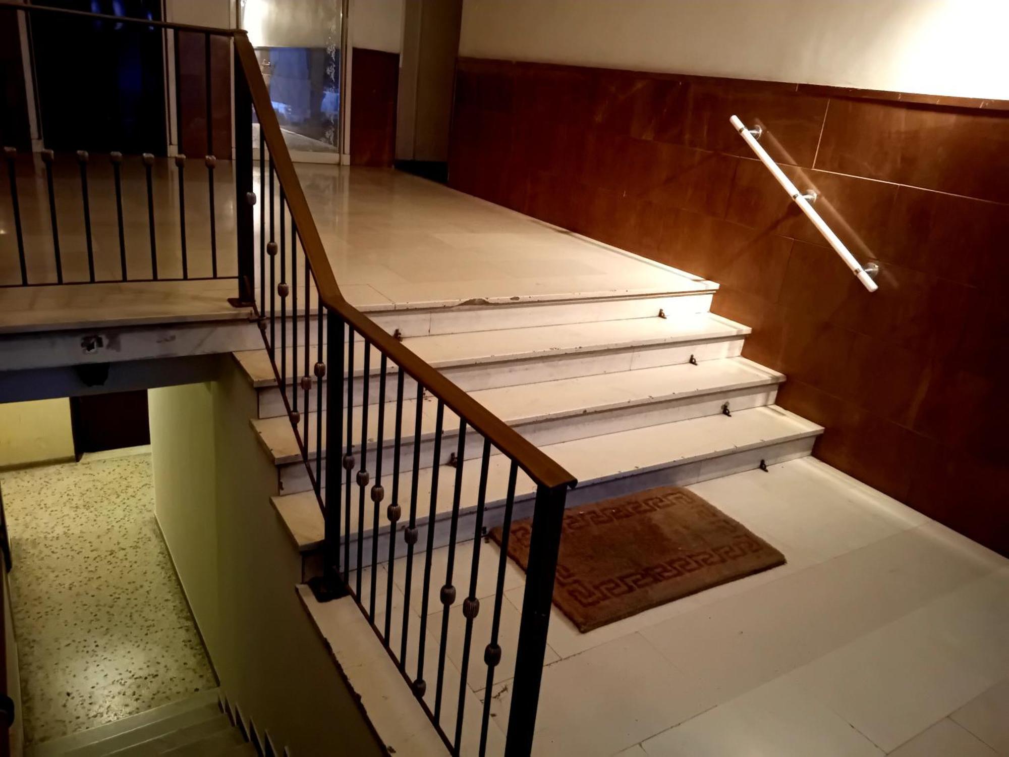 Vestige Basement Apartment Atena Exterior foto